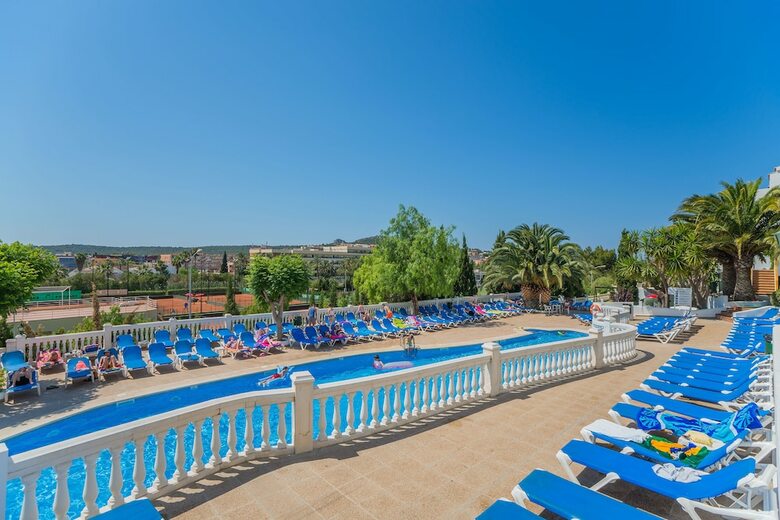 Apartamentos Holiday Center