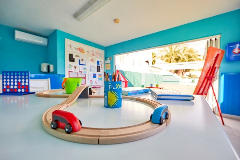Apartamentos Holiday Center