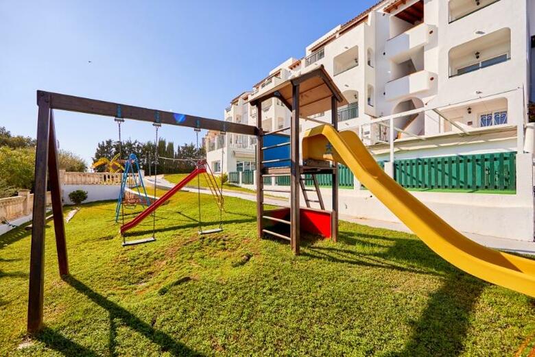 Apartamentos Holiday Center