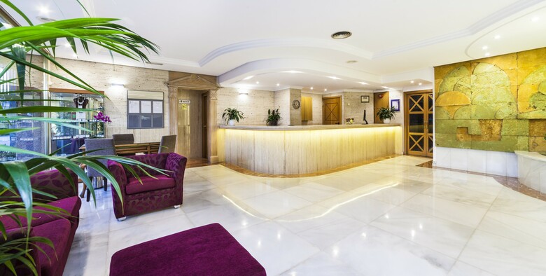 Hotel Globales Palmanova Palace