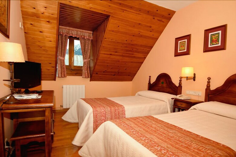 Hotel Husa Eth Pomer