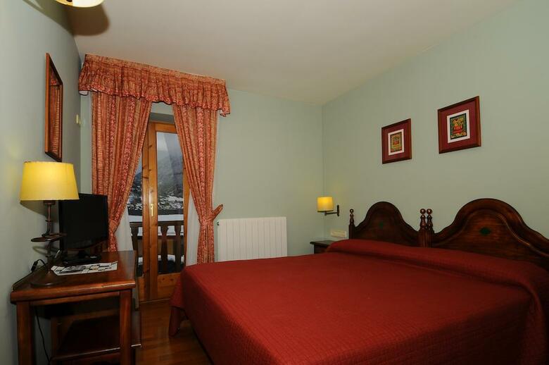 Hotel Husa Eth Pomer
