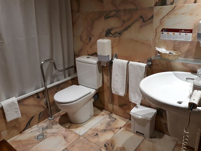 Hotel Husa Eth Pomer