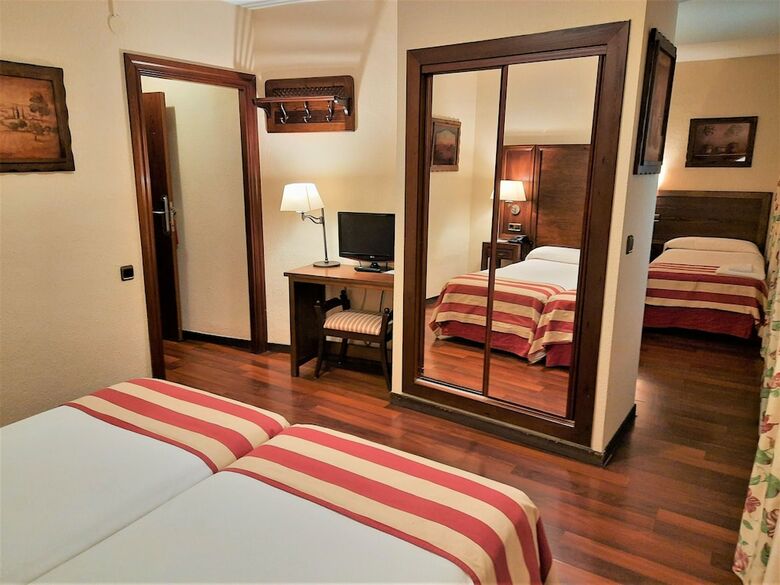 Hotel Husa Urogallo