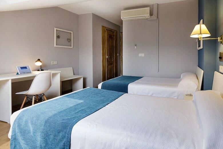 Hotel Albergue Jakue