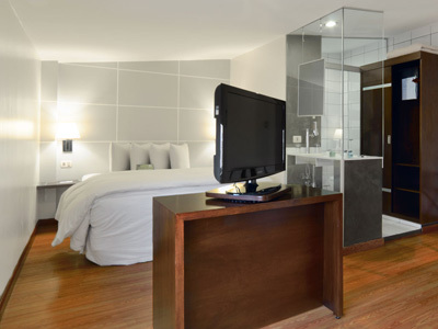 Lp Columbus Hotel