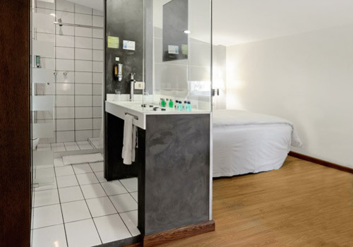 Lp Columbus Hotel