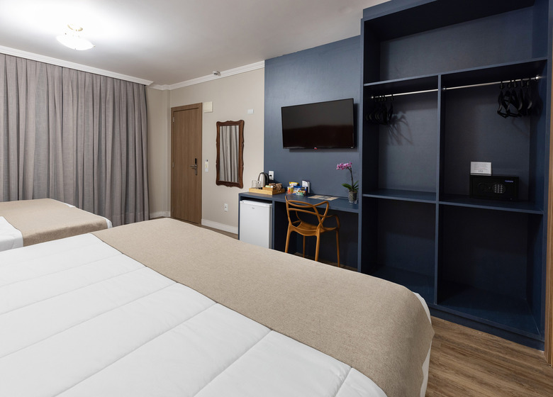 Hm Plaza Hotel