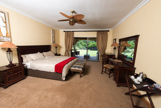 Hotel Mpongo Private Game Reserve
