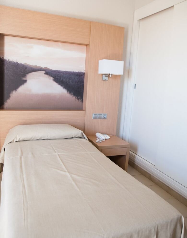 Hotel Eix Lagotel
