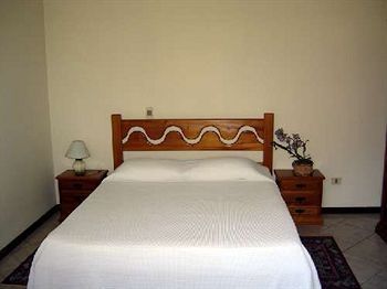 Hotel Lago Das Pedras