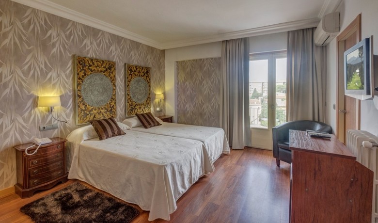 Hotel President