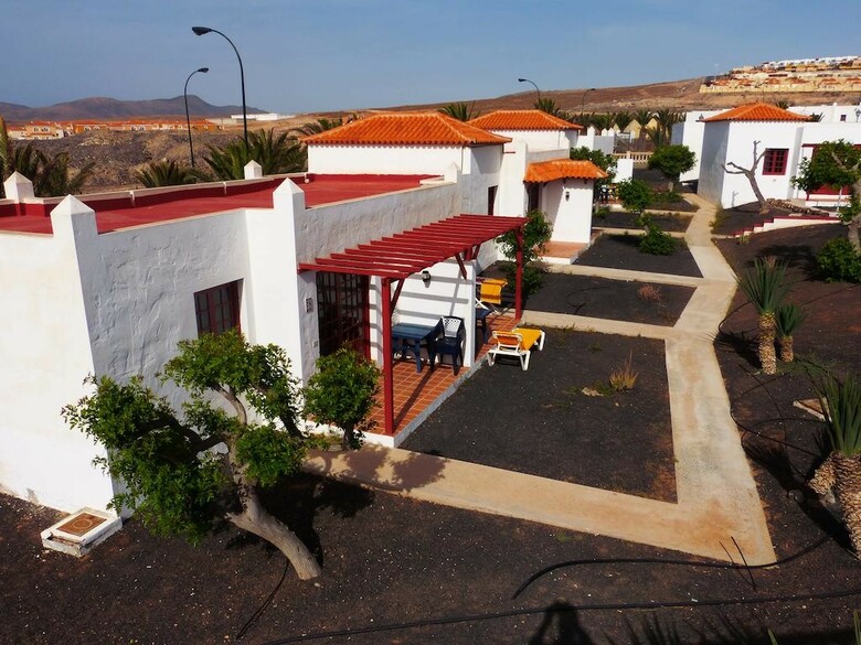 Apartamentos Bungalows Castillo Beach
