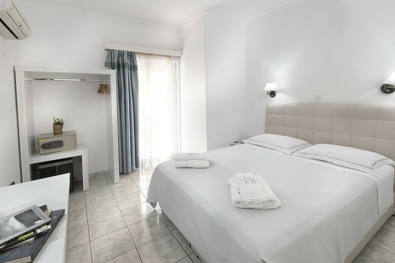 Hotel Carolina