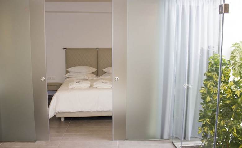 Hotel Carolina