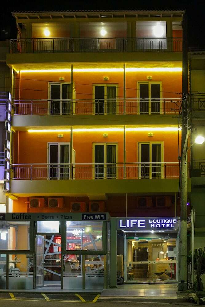 Life Boutique Hotel