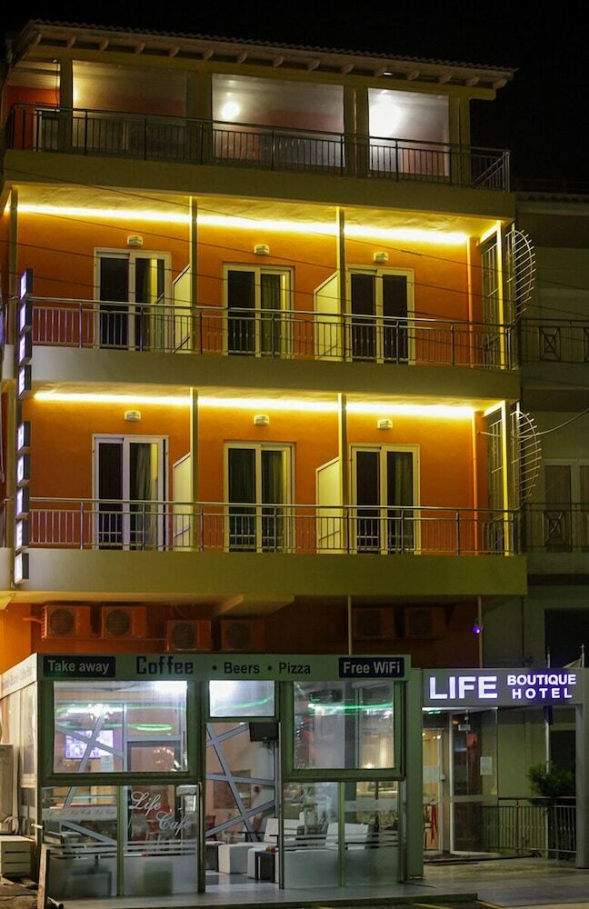 Life Boutique Hotel