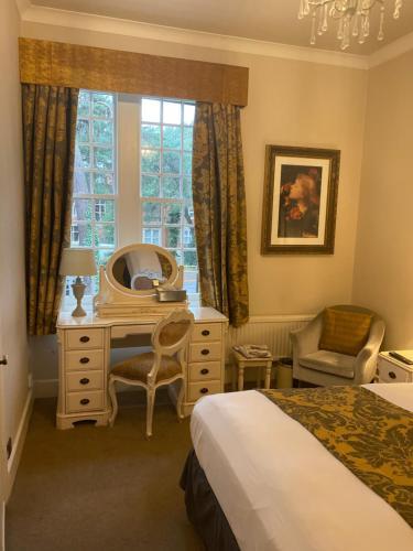 Langtry Manor Hotel