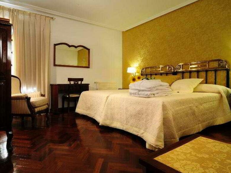 Hotel II Virrey