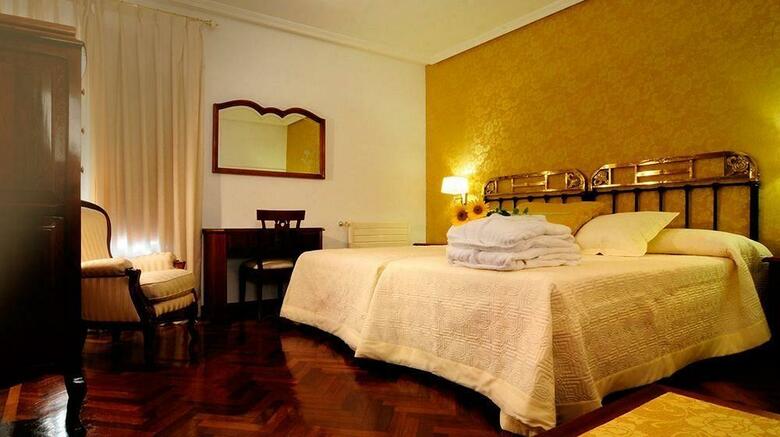 Hotel II Virrey