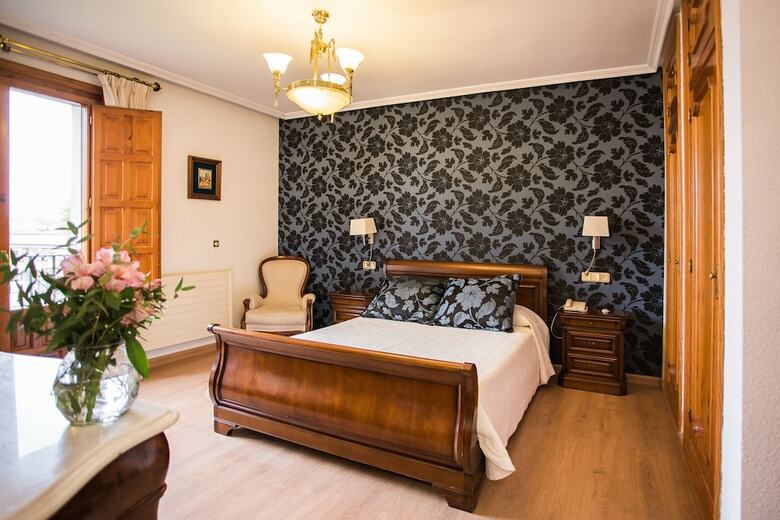 Hotel II Virrey