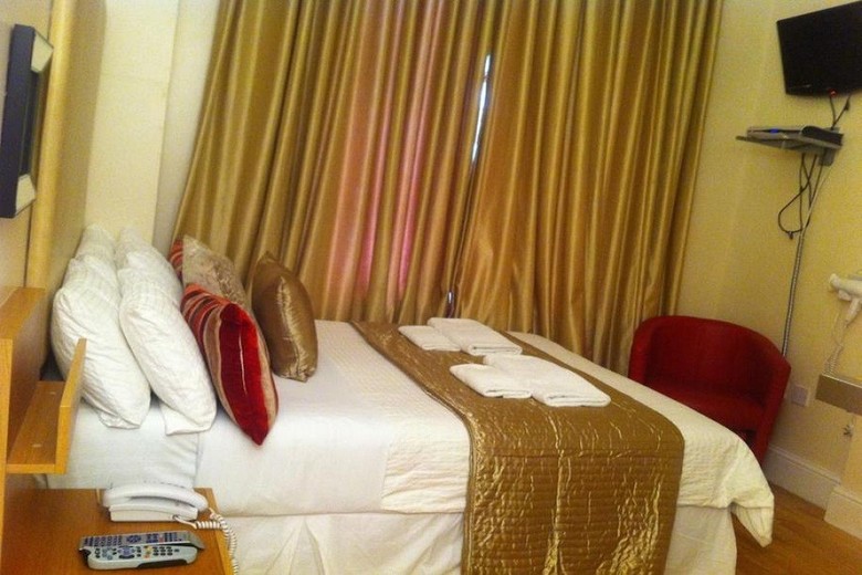 Abc Hyde Park Hotel
