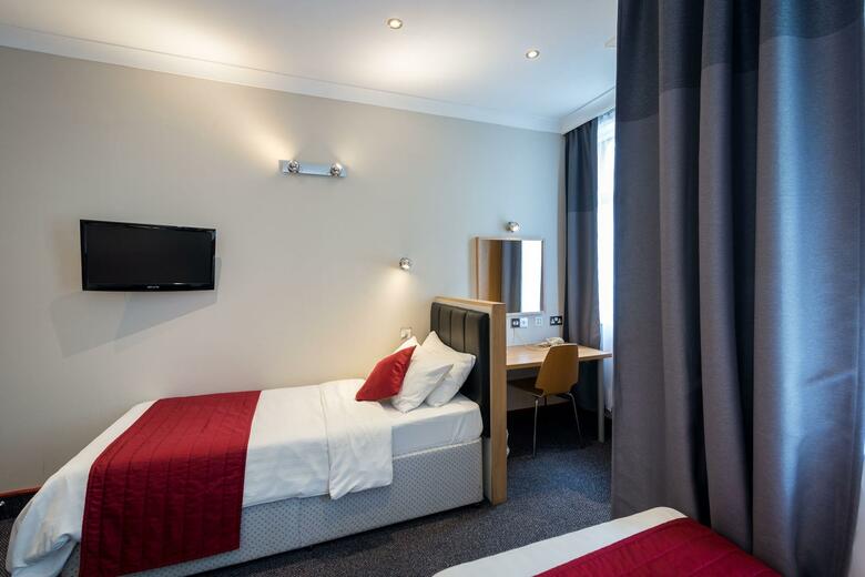 Adria Hotel