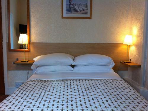 Howard Hotel