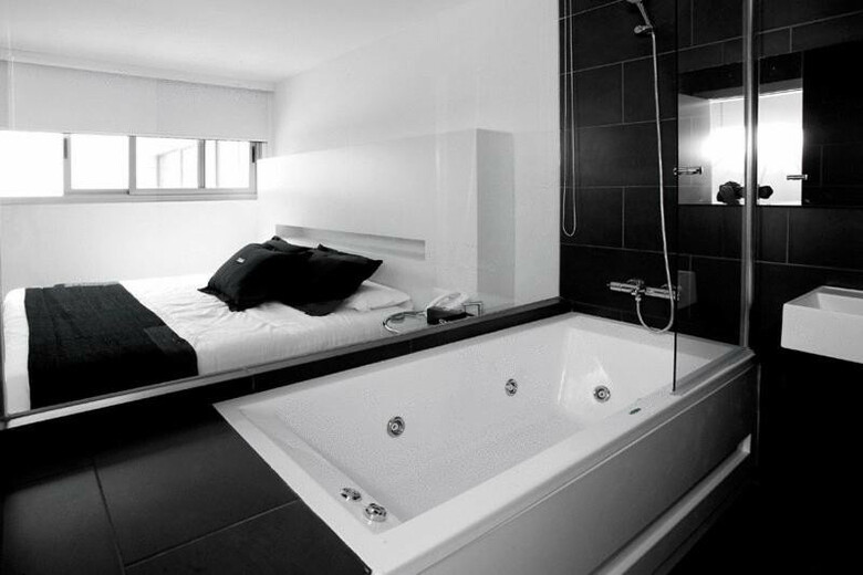 Motel Shhh
