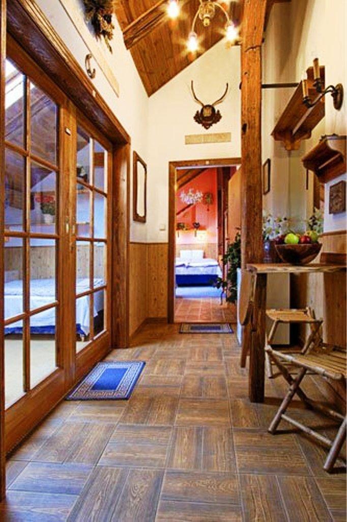 Alice Apartment House