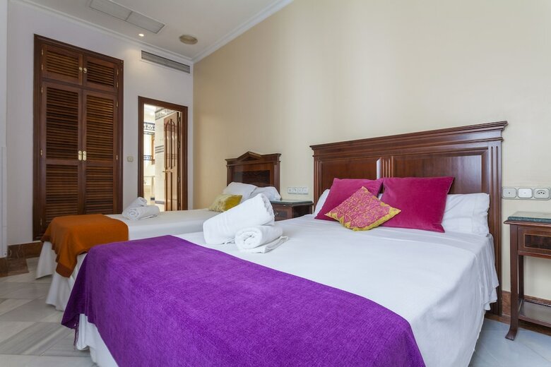 Hotel Baco