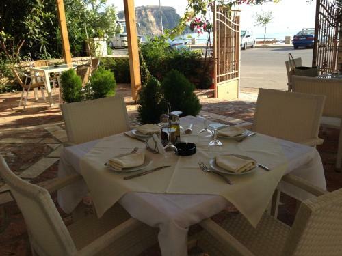 Rondos Hotel
