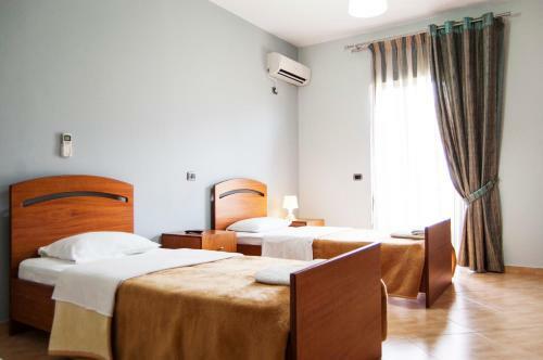 Dhima Hotel