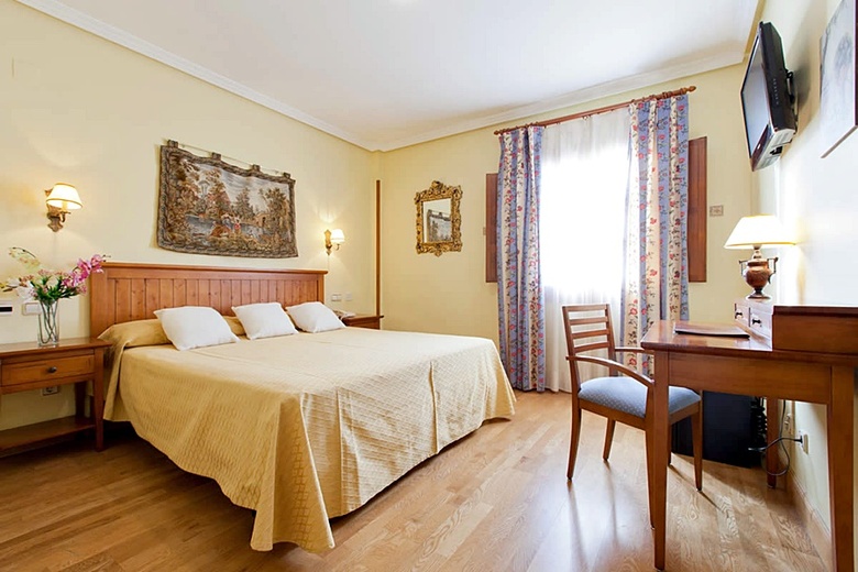 Hotel Casona De La Reyna