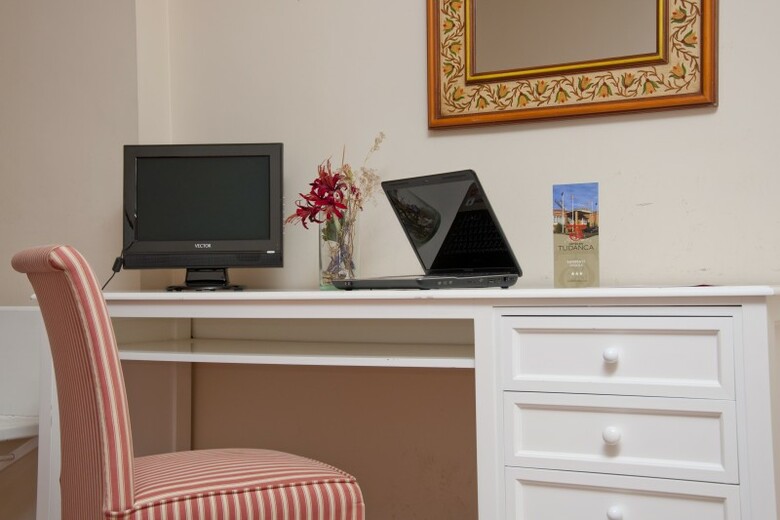 Hotel Mlc Benavente