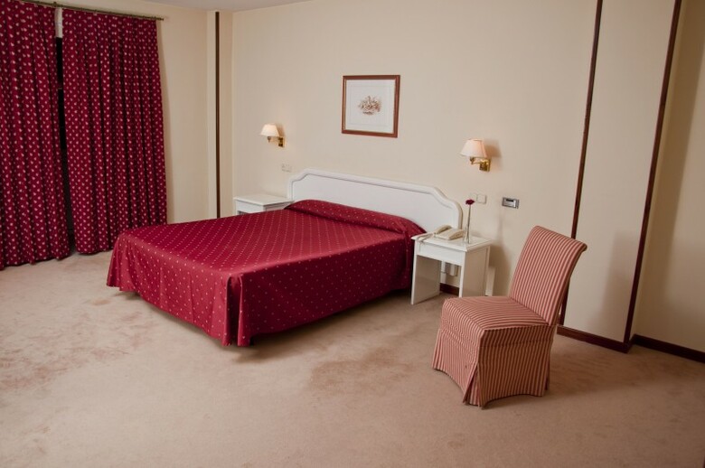 Hotel Mlc Benavente