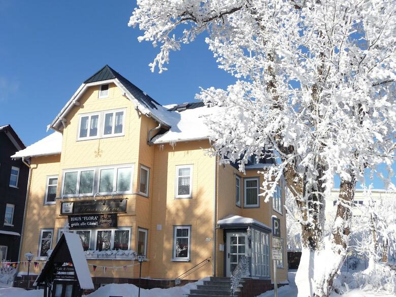 Hostal Caf�-restaurant Pension Haus Flora