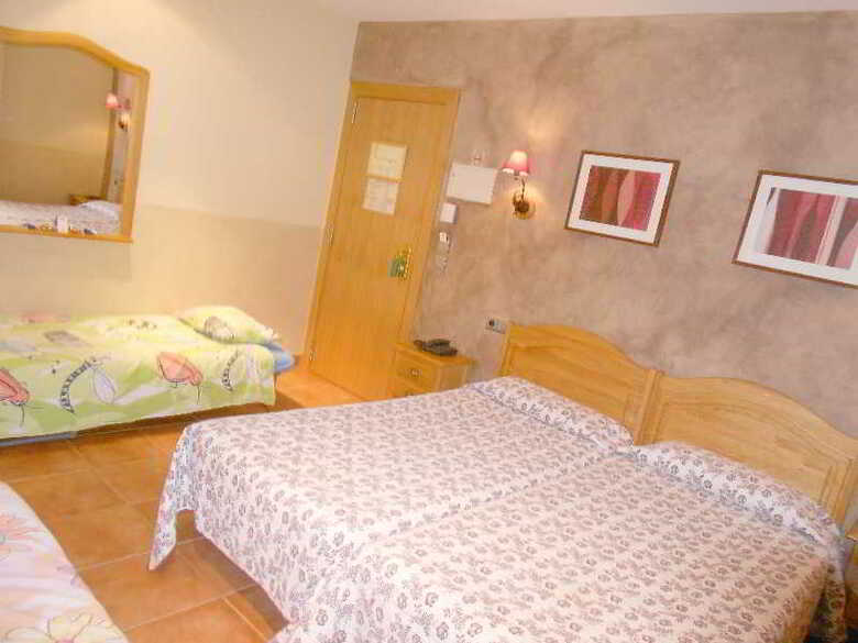 Hotel Camp Del Serrat