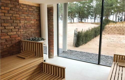 Apartment Pearl With Sea View 01