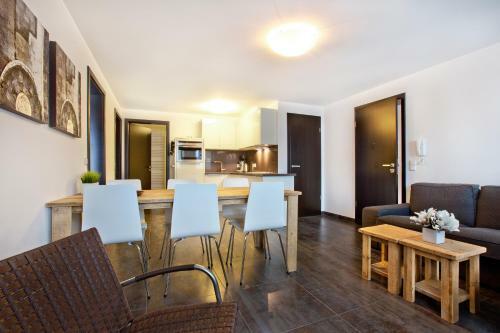 Kristall Apartments