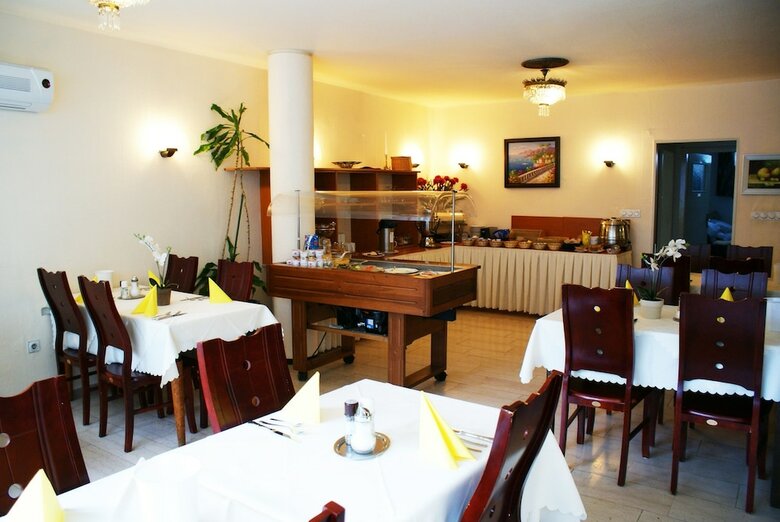Bahn-hotel
