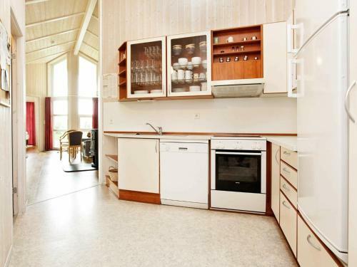 Four-bedroom Holiday Home In Otterndorf 17
