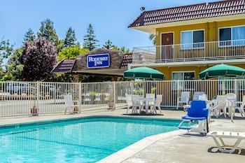 Hotel Rodeway Inn