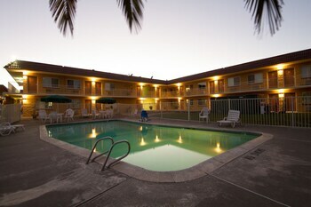 Hotel Rodeway Inn