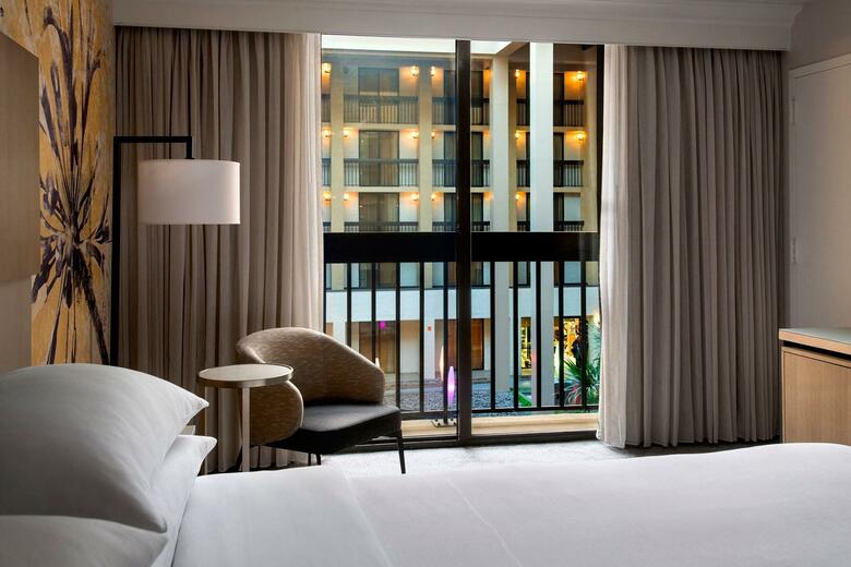 Hotel Westchester Marriott