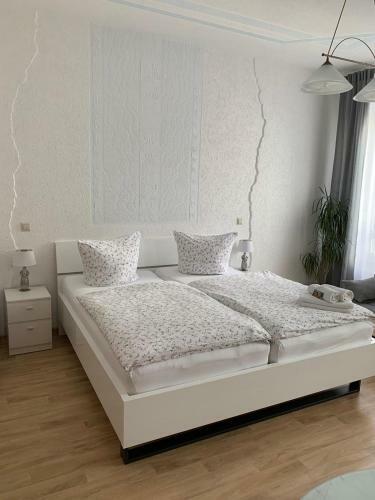 Hostal Nathalie Leser