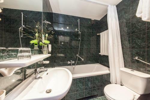 Hotel An Der Oper D�sseldorf