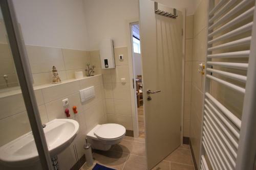 Apartamento Ferienwohnungen Am Markt Warnem�nde