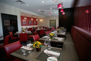 Clarion Hotel