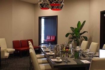 Clarion Hotel